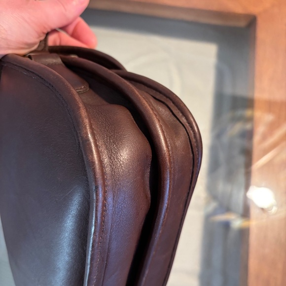 Vintage Coach Prairie Bag Style 9954 in Mahogany - Picture 13 of 16